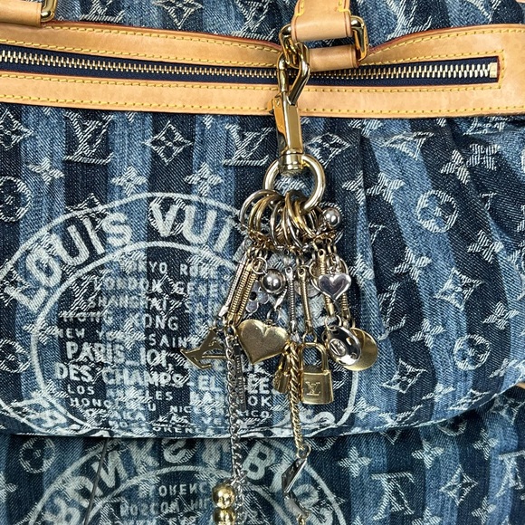 Louis Vuitton Denim Cabas Raye GM Tote Handbag - Picture 11 of 17